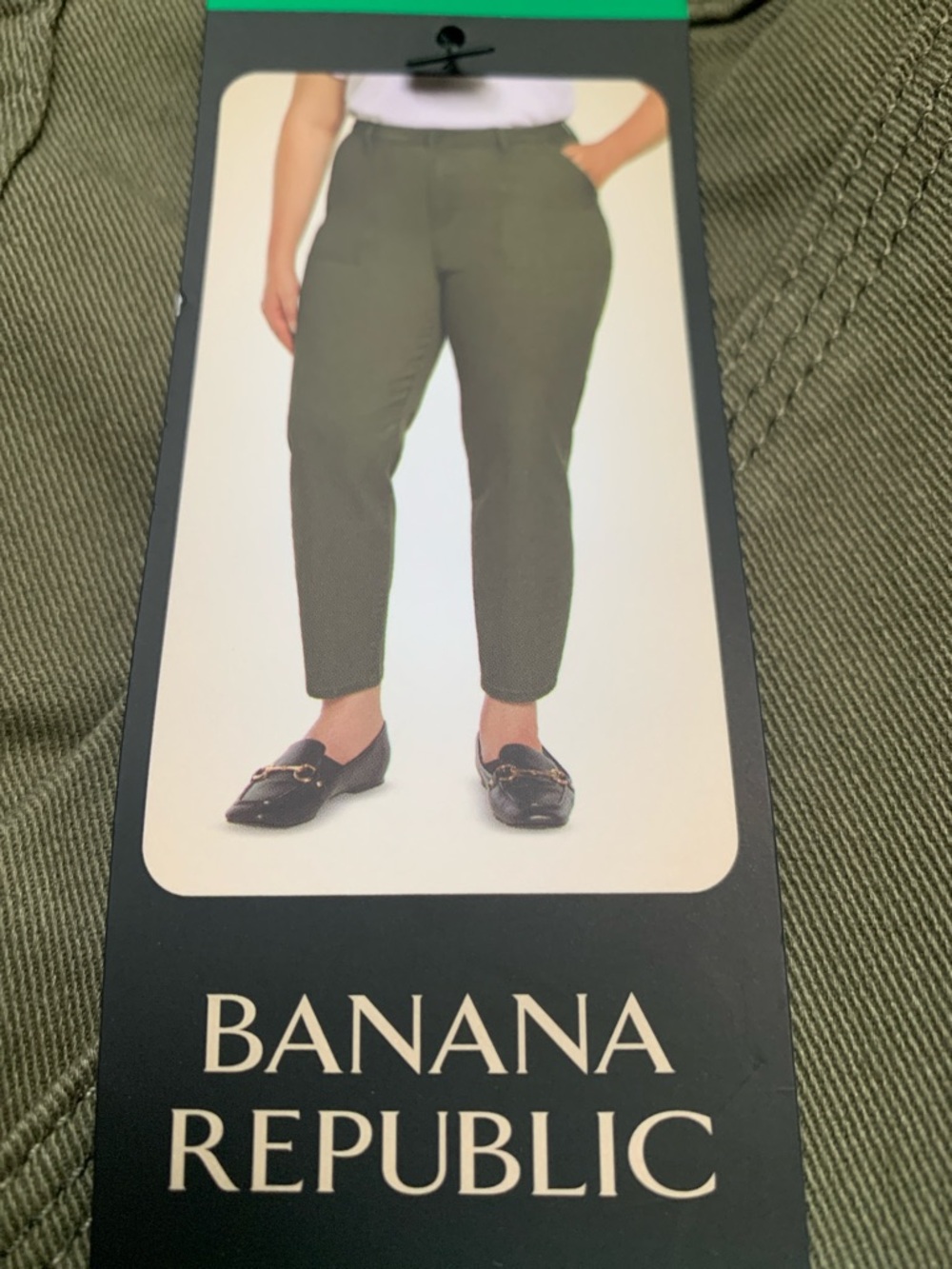 Banana Republic Olive Green Women's Tapered Ankle Pants BNWT